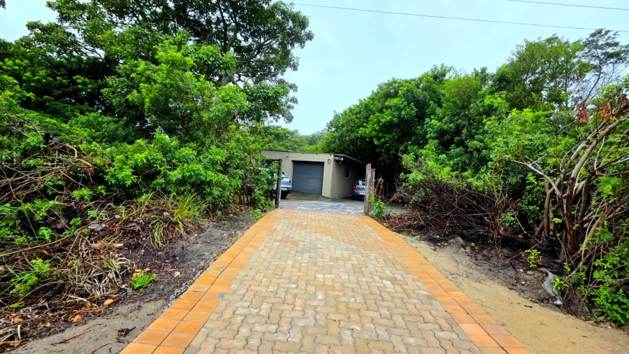 Commercial Property for Sale in Theescombe Eastern Cape